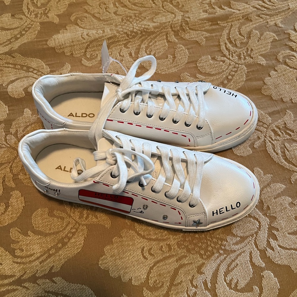 Aldo “Hello, My Name Is” Size 9 Red/White Designo… - image 2